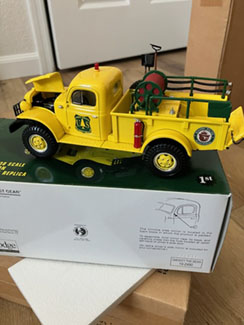 Yellow Forest Service & Smokey Bear First Gear Collectors Truck-640x480px